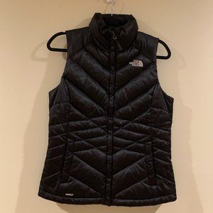SOLD- North Face Aconcagua Black Vest Womens Small